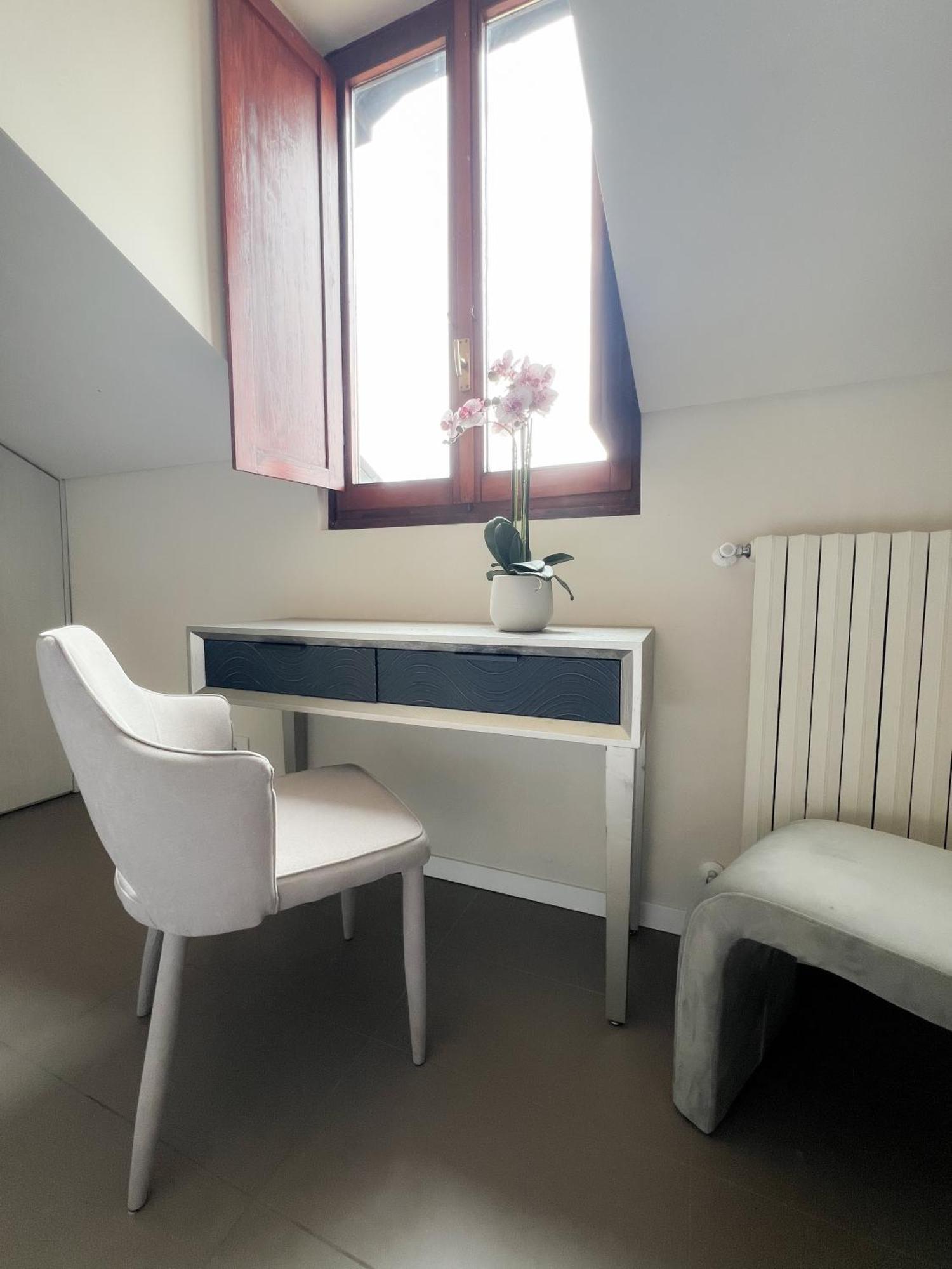 Apartamento Comecasa 10 Minutes Walk From Duomo 2 Bedroom