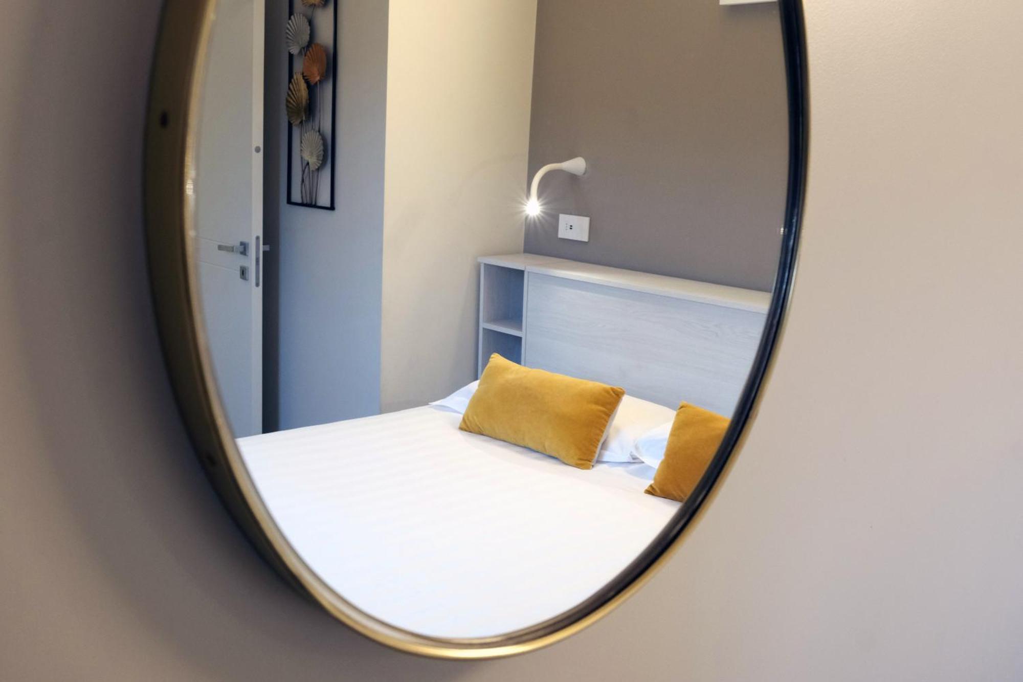 Apartamento Comecasa 10 Minutes Walk From Duomo 2 Bedroom *